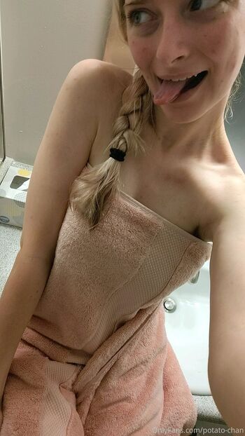 potato-cha / potato-chan nude photo #16
