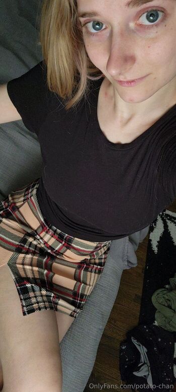 potato-cha / potato-chan nude photo #22