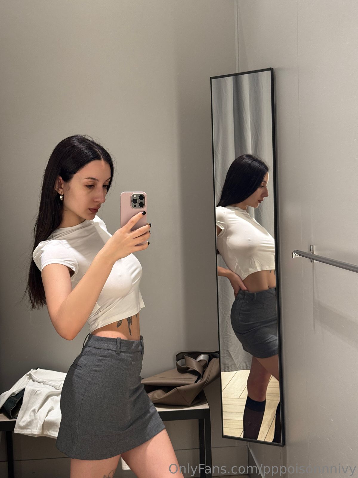 𝐏𝐨𝐢𝐬𝐨𝐧 𝐈𝐯 / pppoisonnnivy nude photo #1