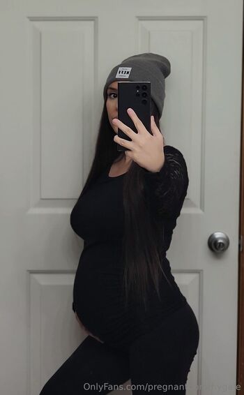 Doroth / pregnantdorothygale nude photo #5