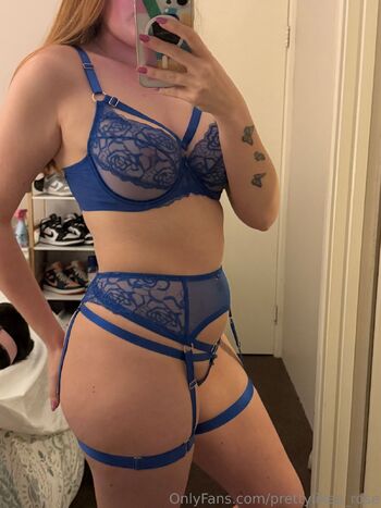 Ros / prettylikea_rose nude photo #27