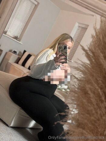 Phoebe / prettylittlethick / prettylittlethick_ nude photo #17