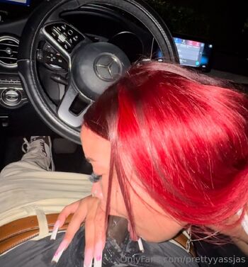 OnlyFans / prettyyassjas nude photo #8