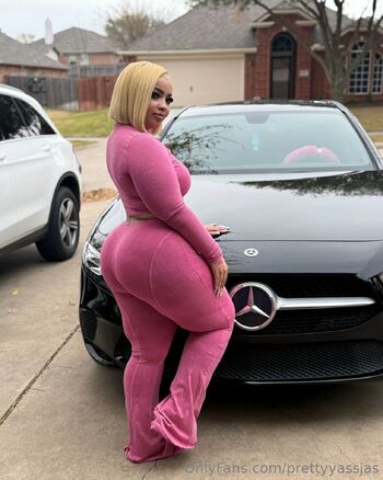 OnlyFans / prettyyassjas nude photo #29