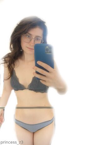zoe / princess_z3 nude photo #7