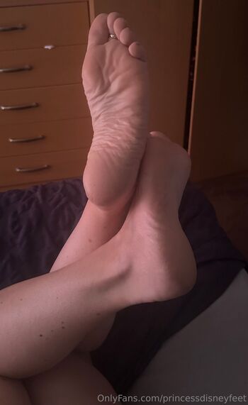 Princess Disne / princessdisneyfeet nude photo #12