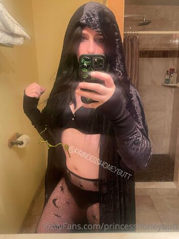 PrincessHoneyPo / princesshoneybutt / princess_honey_butt nude photo #11