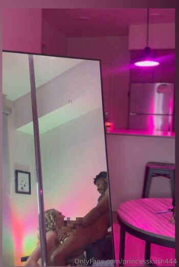 princesskus / princesskush444 nude photo #11