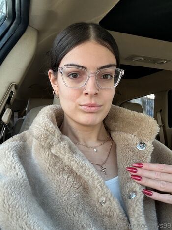 Elysi / princesslys99 / lilbabyangel999 nude photo #13