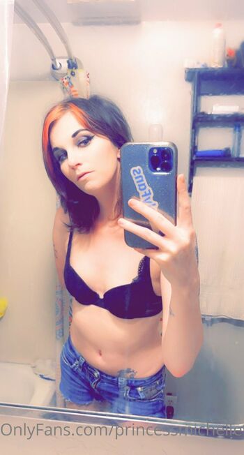Princessmichell / princessmichelle94 nude photo #8