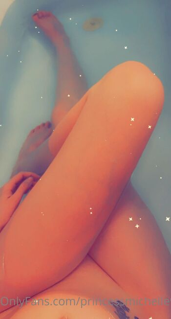Princessmichell / princessmichelle94 nude photo #10
