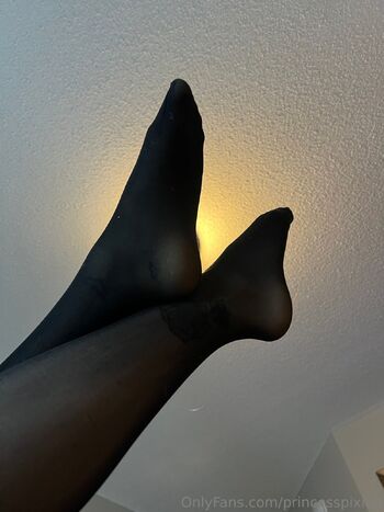 Pixie pi / princesspixieq nude photo #10