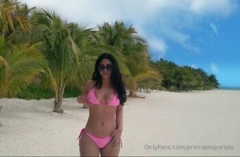 Pari / princesssparisss nude photo #2