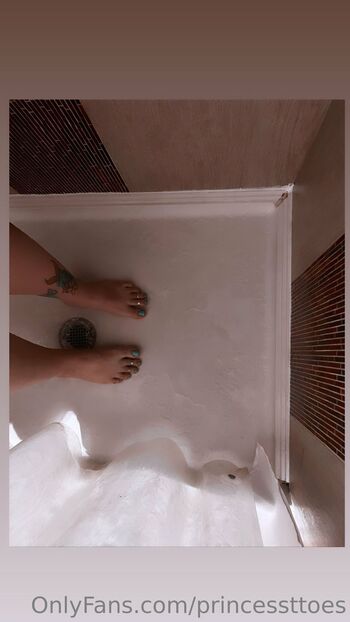Princess Twinkle Toe / princessttoes nude photo #2