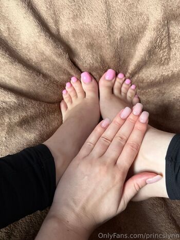 ℒ𝓎𝓃 / princslynn nude photo #4