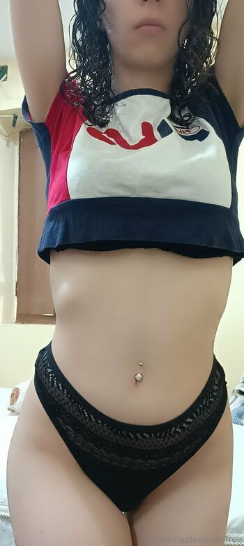 Priscilla Pleasure Fre / priscillapleasure.free nude photo #1