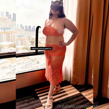 Priya Indian Hotwife (दस मल / priyablr123 nude photo #19