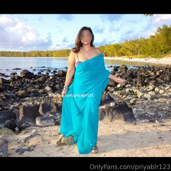 Priya Indian Hotwife (दस मल / priyablr123 nude photo #31