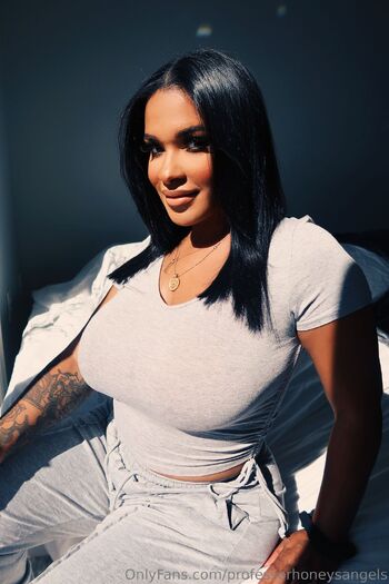 Honeysangel / professorhoneysangels nude photo #2