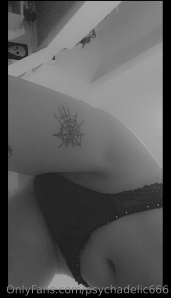 Meggi / psychadelic666 / aggressive_bad_girlvol3 / psychadelicevil nude photo #13