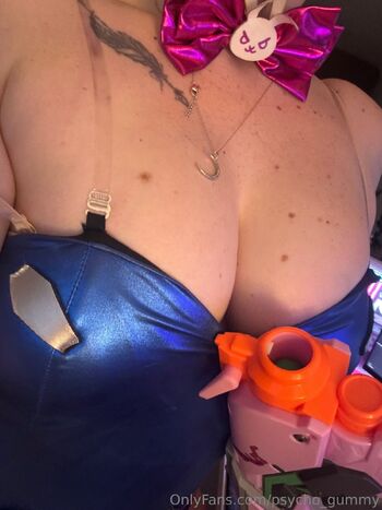 Gumm / psycho_gummy / psycho_bunny_boo nude photo #9