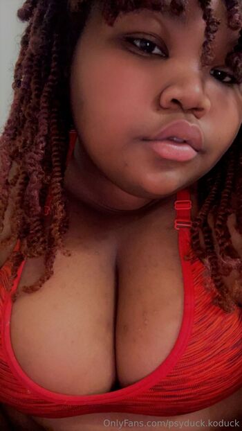 Fluffy Melon / psyduck.koduck nude photo #30