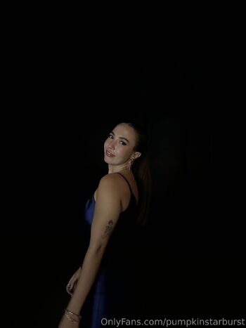 Cami / pumpkinstarburst nude photo #13