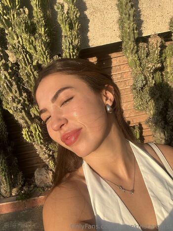 Cami / pumpkinstarburst nude photo #16