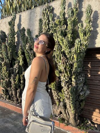 Cami / pumpkinstarburst nude photo #17