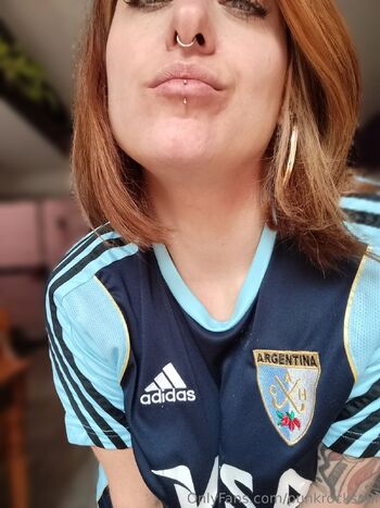 𝕾𝖆𝖗𝖆 / punkrocksoul nude photo #14