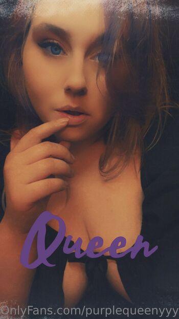 Queenyyyy42 / purplequeenyyyy nude photo #9