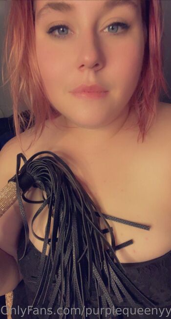 Queenyyyy42 / purplequeenyyyy nude photo #25
