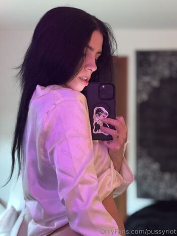 Nadya Rio / pussyriot nude photo #30