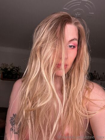 Qtee Fox / qtee_foxx nude photo #9