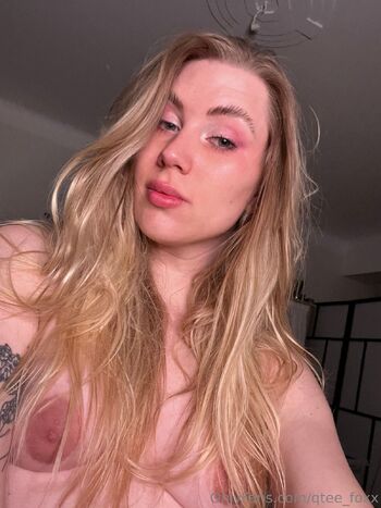 Qtee Fox / qtee_foxx nude photo #15
