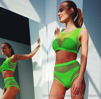 Angelik / queen.of.atlantic nude photo #22