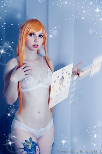 Nevi / queen_nevia / ladynevia / nevia.coser nude photo #2