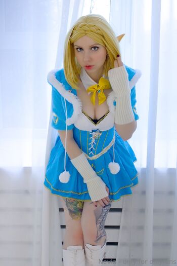 Nevi / queen_nevia / ladynevia / nevia.coser nude photo #7