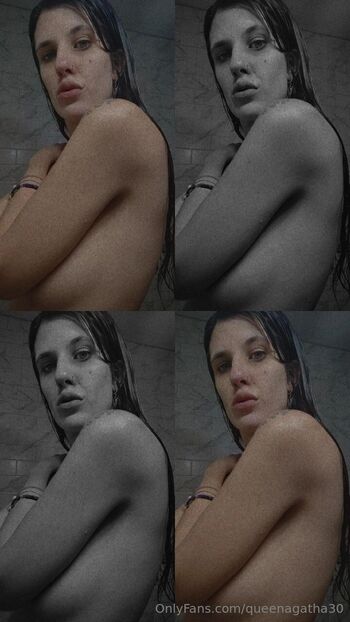 HOT CURVY GIRL / queenagatha30 nude photo #1