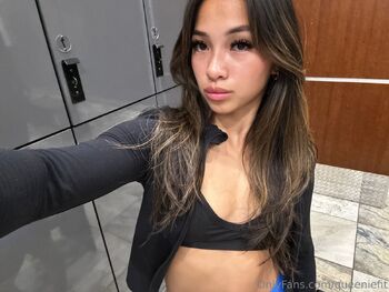 Queeni / queeniefit nude photo #22