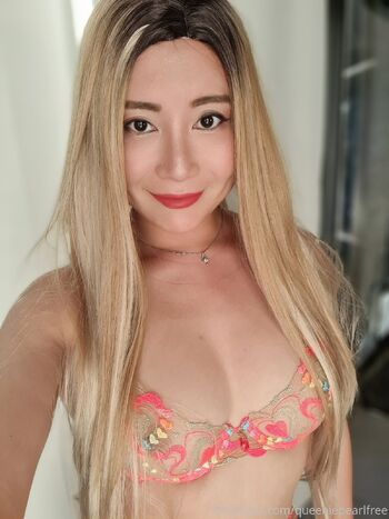 Queenie Pearl naughty juicy Asian 香港 / queeniepearlfree nude photo #7