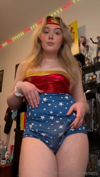 Queen Steph / queeniestephy nude photo #33