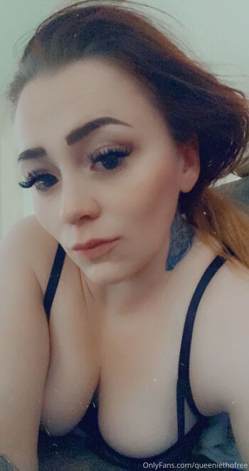 queeniethofre / queeniethofree nude photo #7