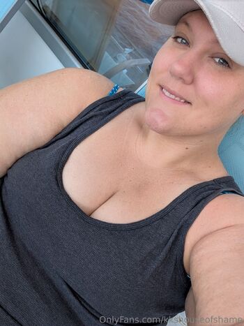 Queen KK / queenkkfree nude photo #4