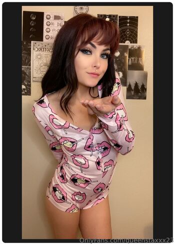 Staxxx / queenstaxxx23 nude photo #8