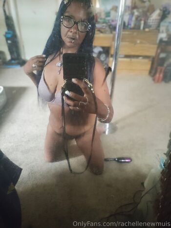 Rachelle Newmui / rachellenewmuis nude photo #4