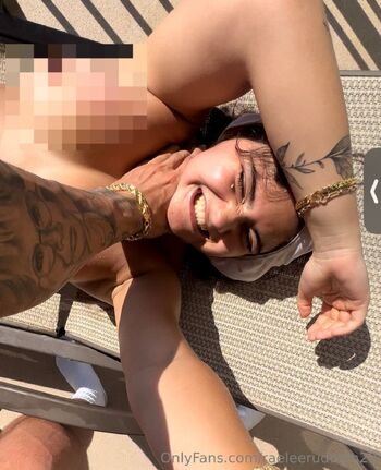 raelee rudolp / raeleerudolph22 nude photo #21