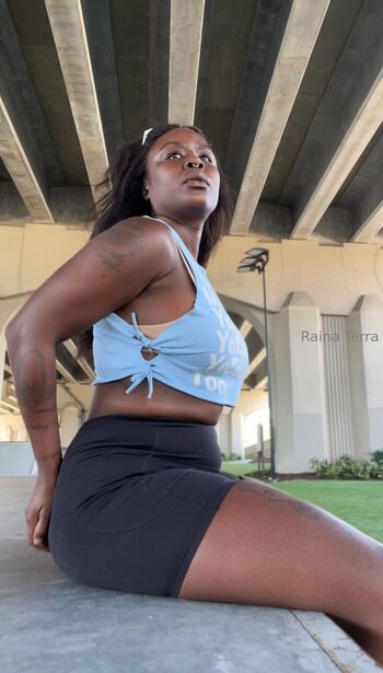 Raina Readswell / rainareadswell / rainaterraa / heauxmalone / larainaterra nude photo #31
