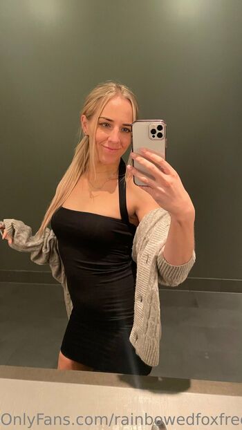 RAINBOWED FOX / rainbowedfoxfree nude photo #17