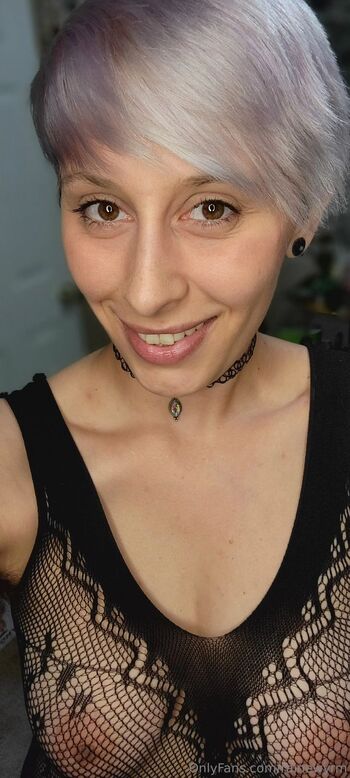 RaineWyr / rainewyrm nude photo #2